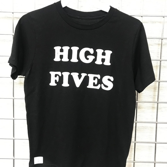 REBELL YELL BOYS - HIGH FIVE TEE SHIRT - Picture 1 of 3
